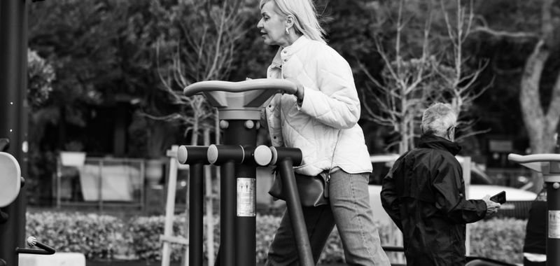 Outdoor fitness for seniors in an urban park
