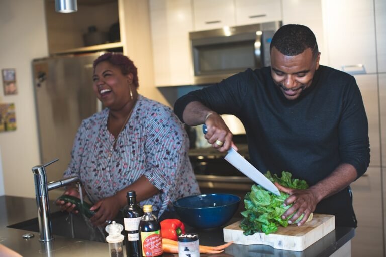 The Meal Prep System That Actually Survives a Real Week (No Sunday Marathon Required)